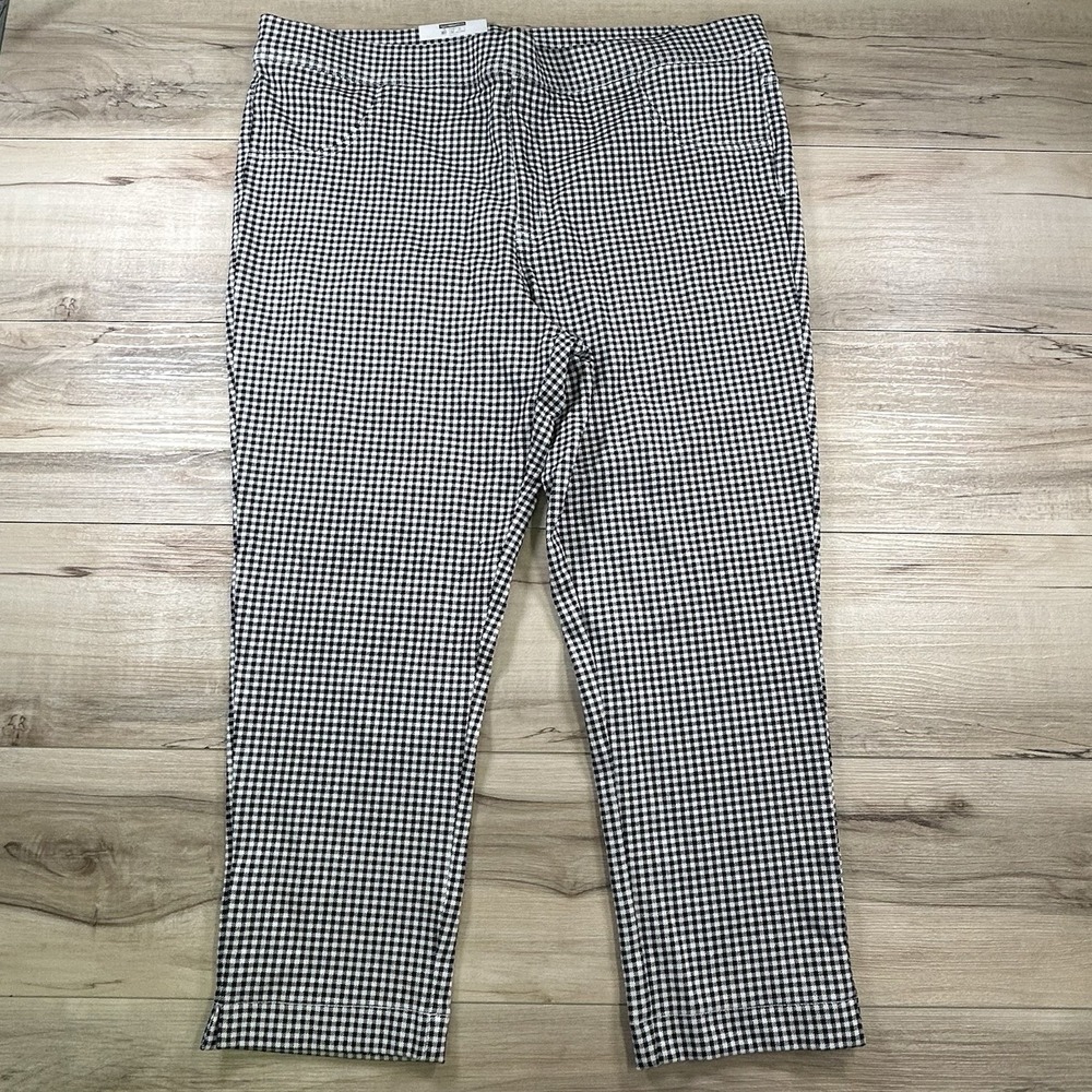 Time & Tru Women's Size 22 XXXL Black White Check Pull On Capri Cropped Pants